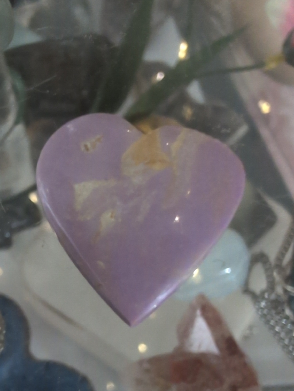 Small Phosphosiderite Heart (Flat Back)